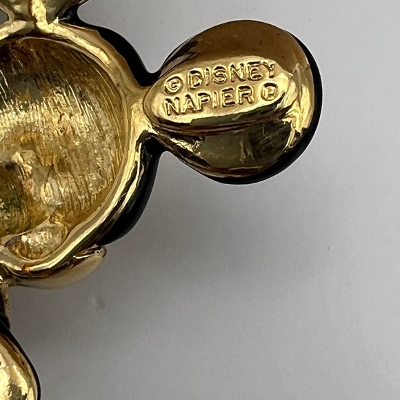 Vintage Disney Napier Mickey Mouse Top Hat Brooch - Picture 7 of 10